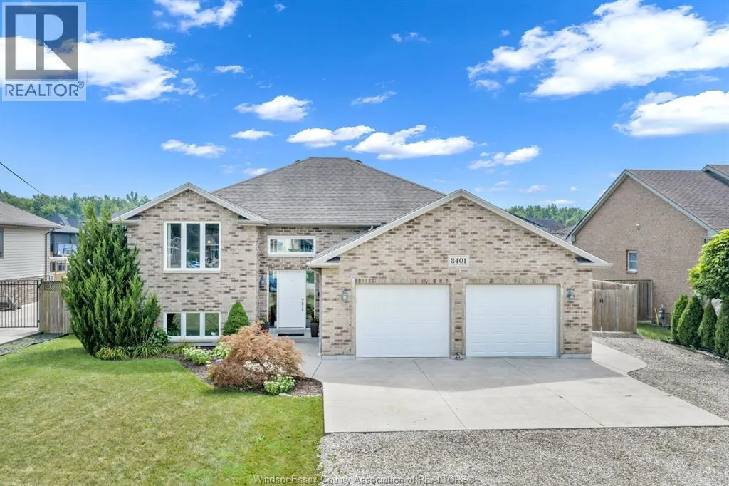 8401 MIDDLE Sideroad