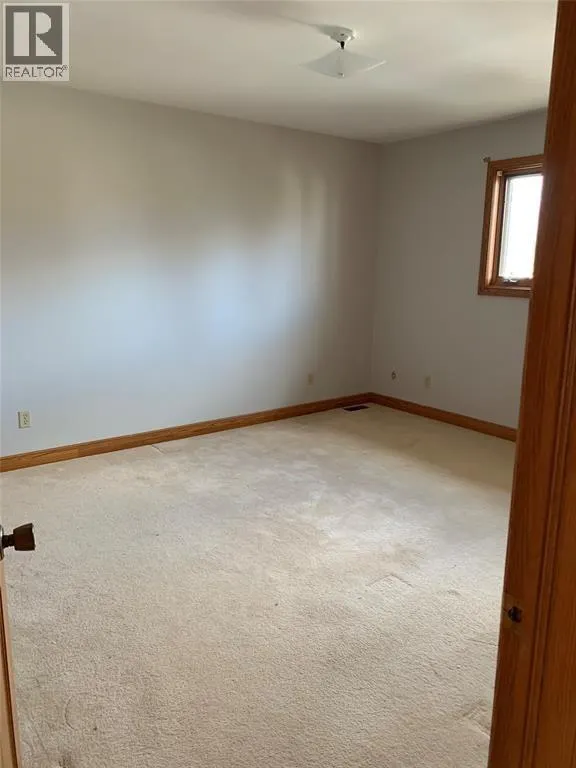 124 PADDOCK ROAD