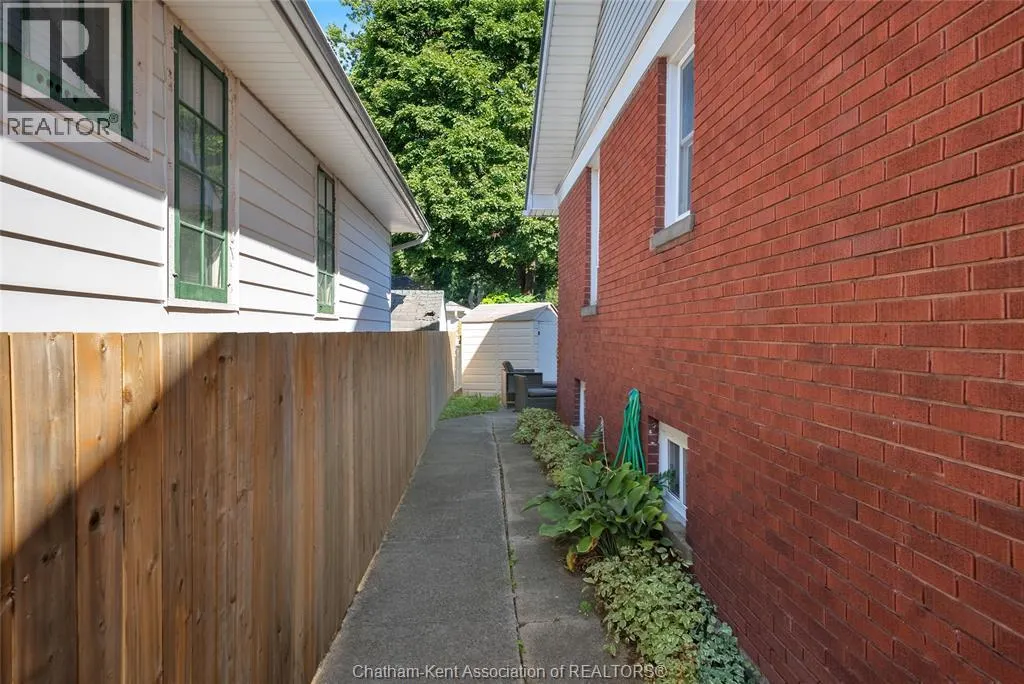 79 FOREST STREET