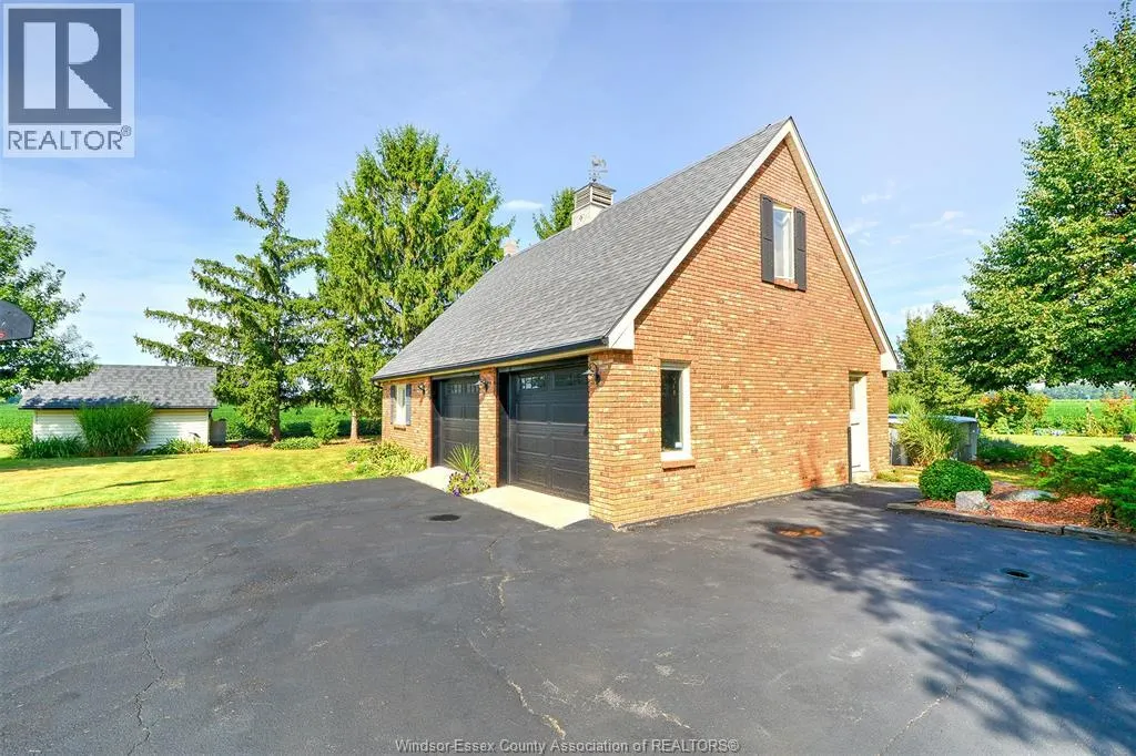 6204 6TH CONCESSION North