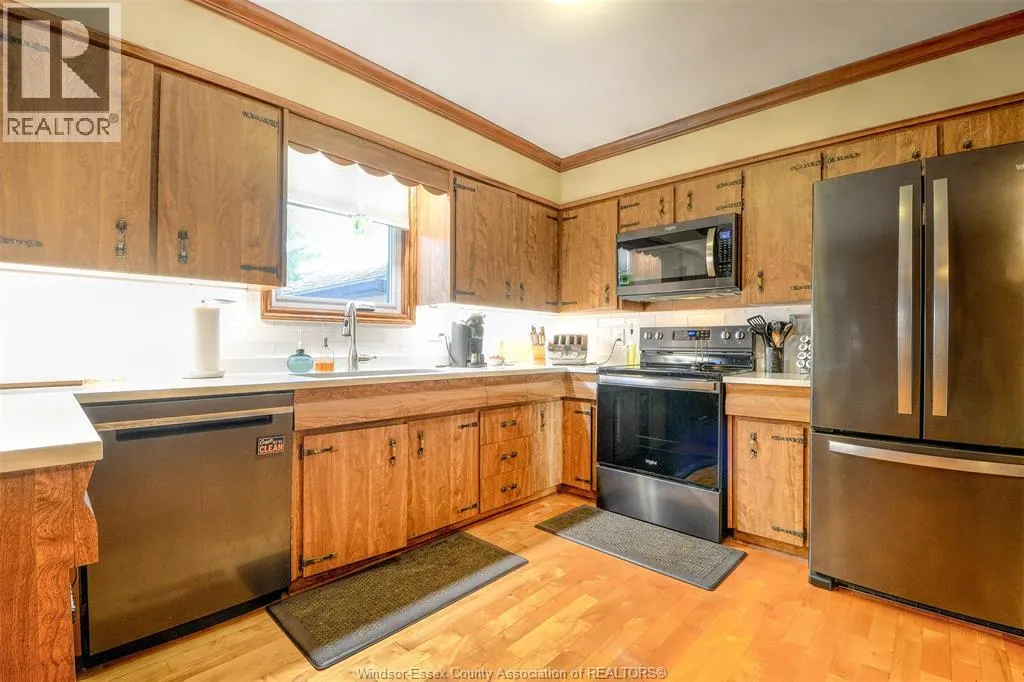 6204 6TH CONCESSION North