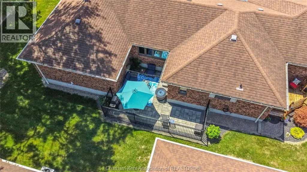 26-21 EARL DRIVE