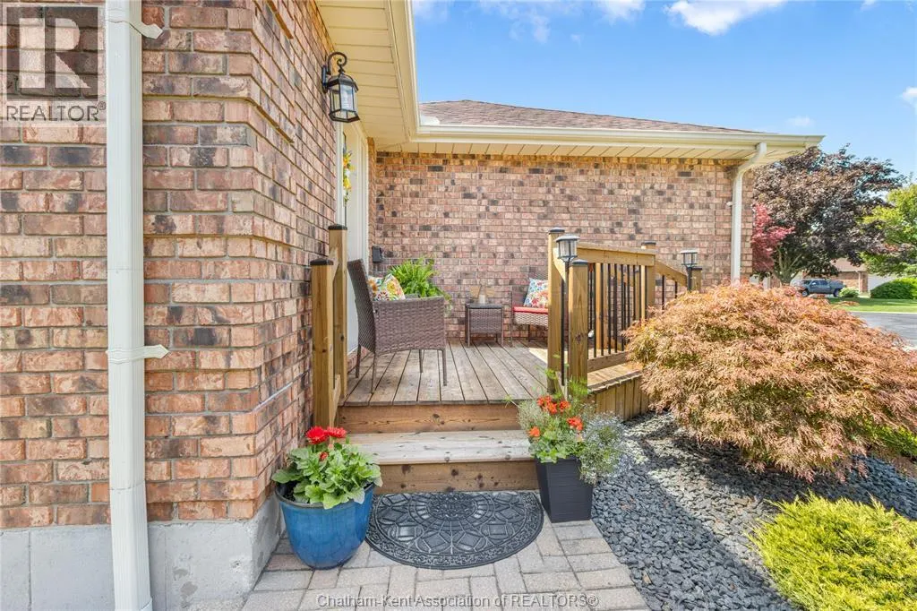 26-21 EARL DRIVE