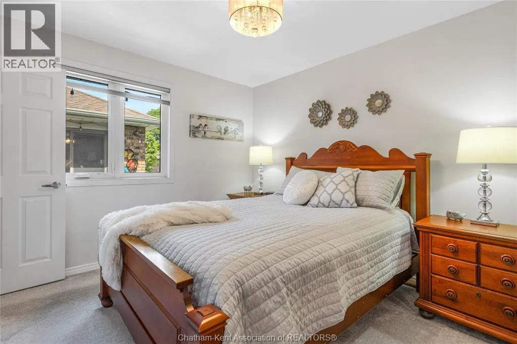 26-21 EARL DRIVE