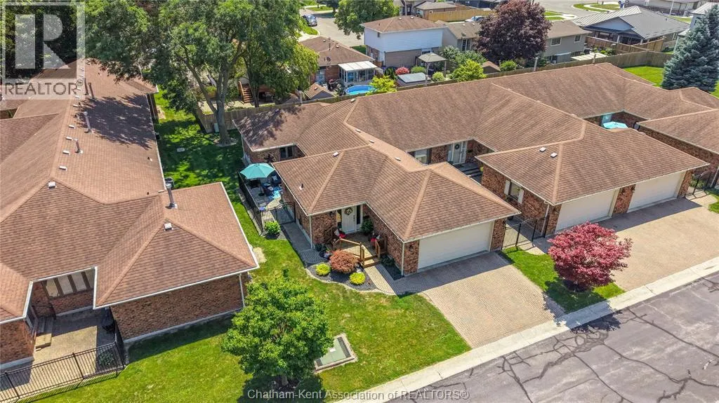 26-21 EARL DRIVE