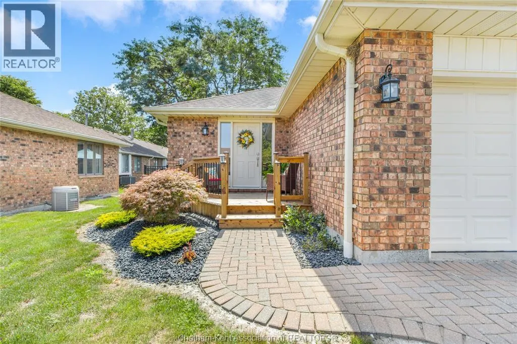 26-21 EARL DRIVE