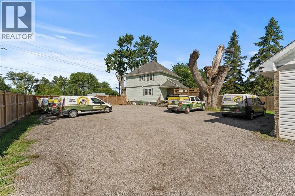 2485 FRONT ROAD