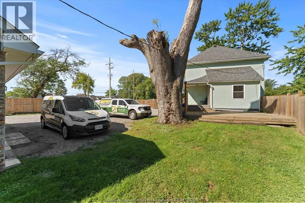 2485 FRONT ROAD