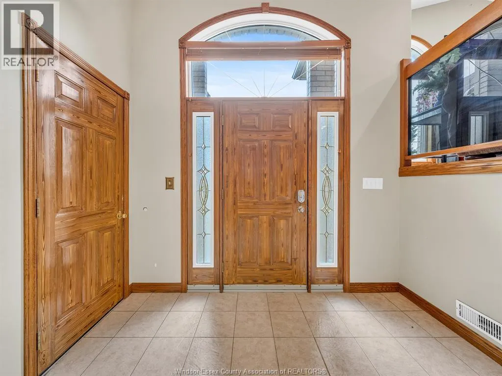 43 Sandy Lake DRIVE