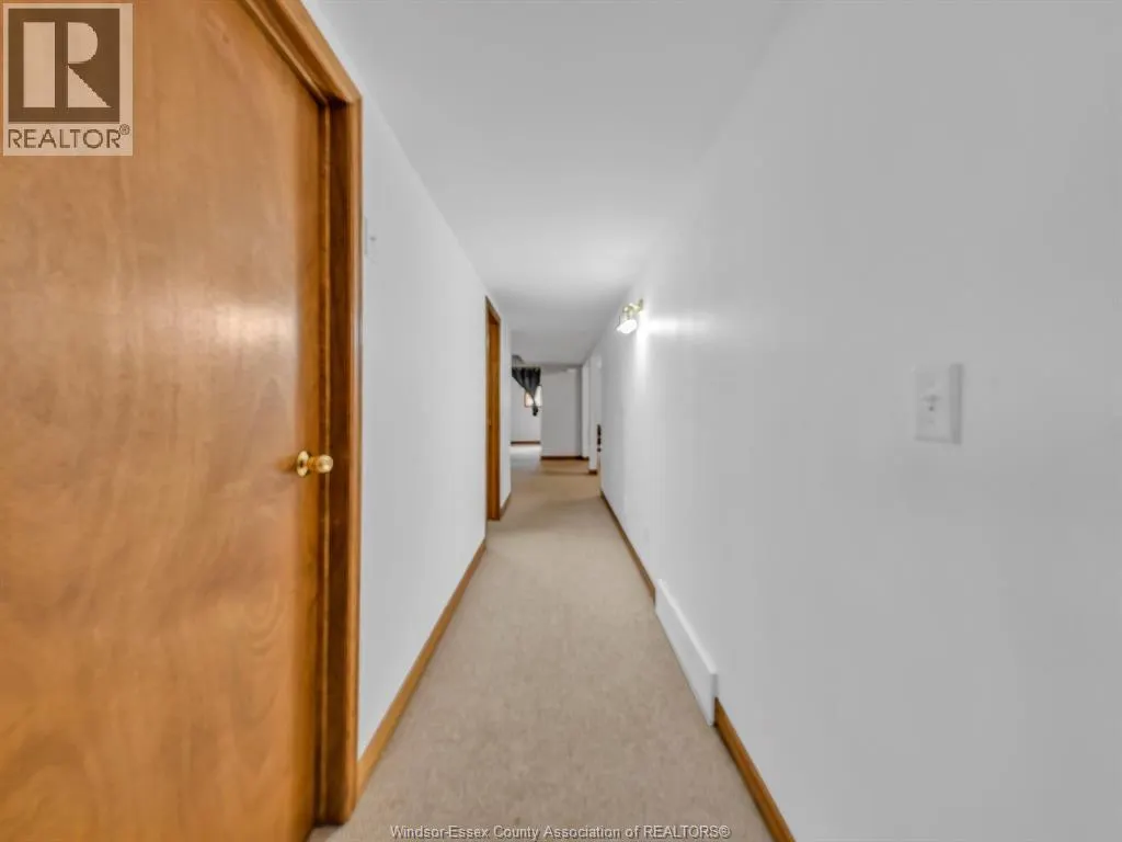43 Sandy Lake DRIVE
