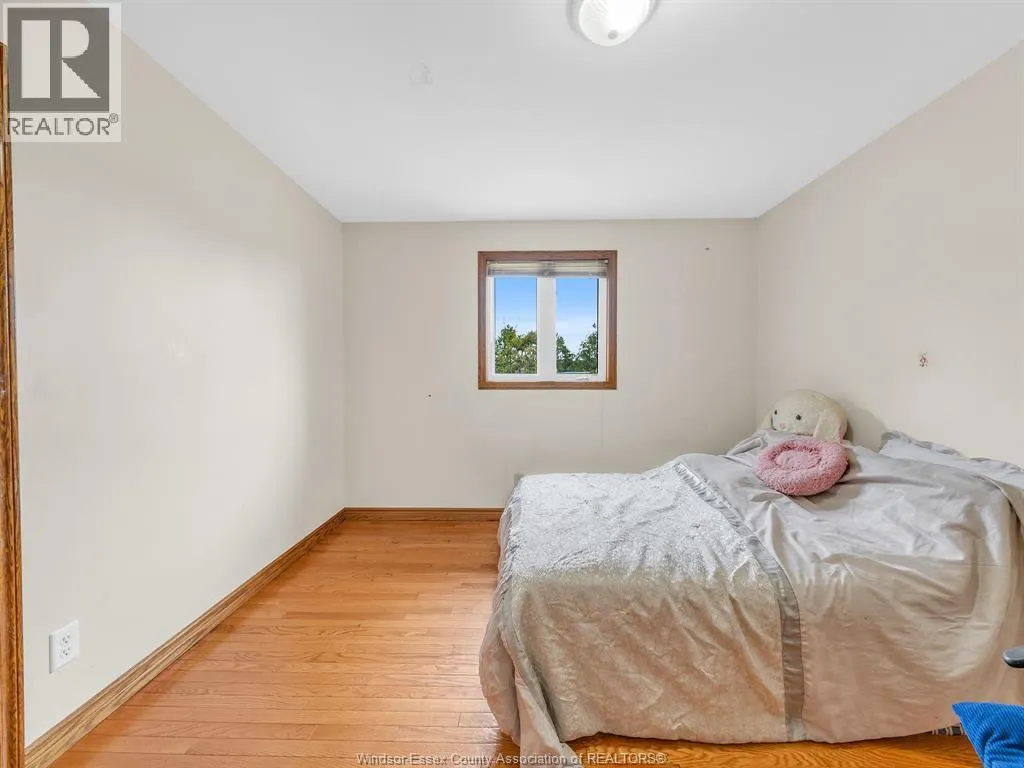 43 Sandy Lake DRIVE