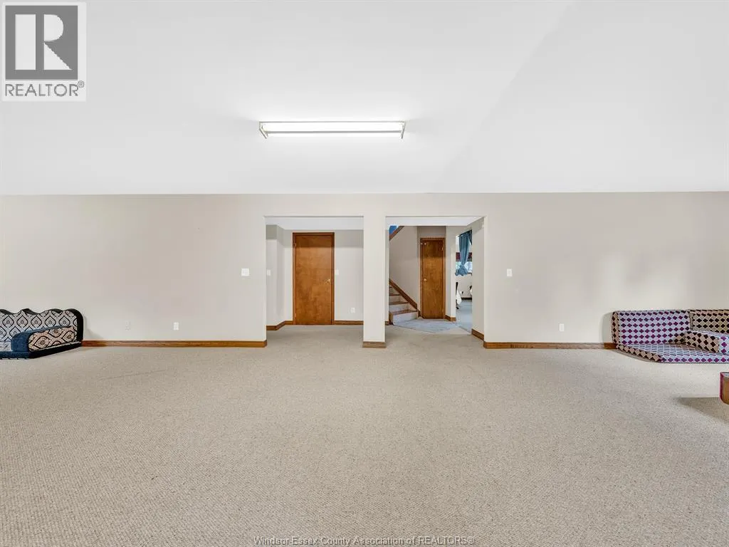 43 Sandy Lake DRIVE