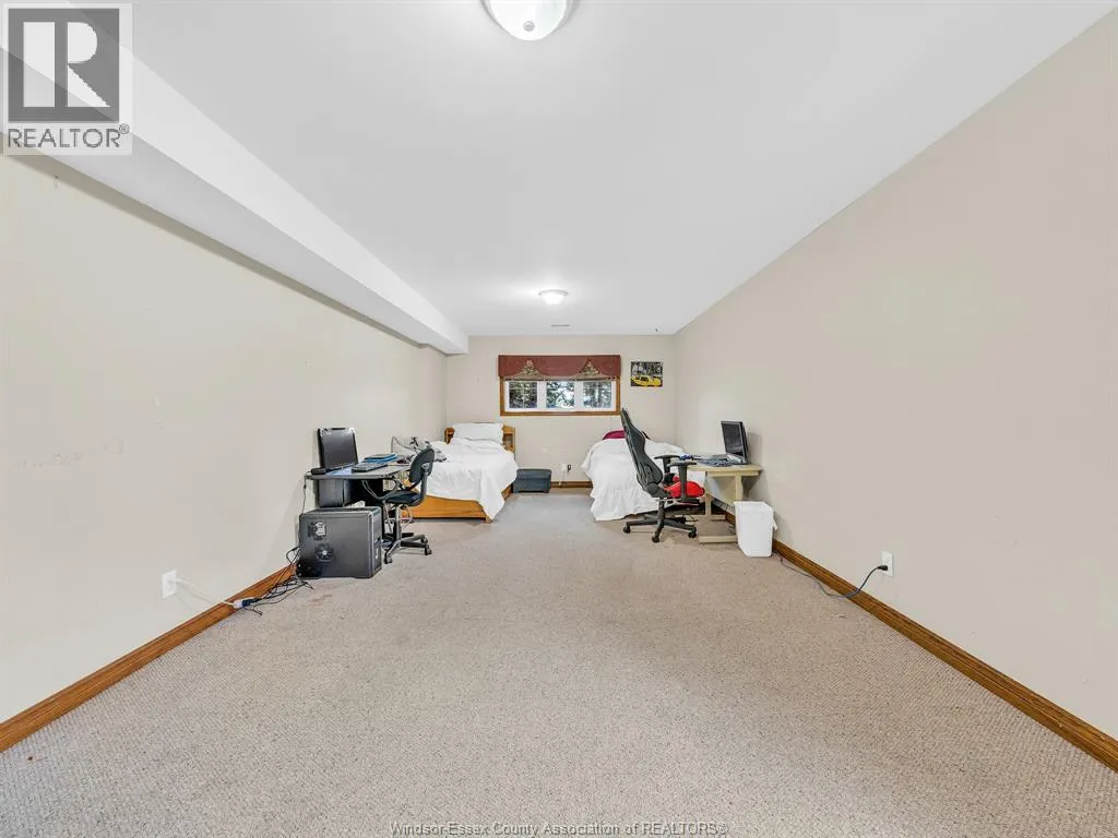 43 Sandy Lake DRIVE