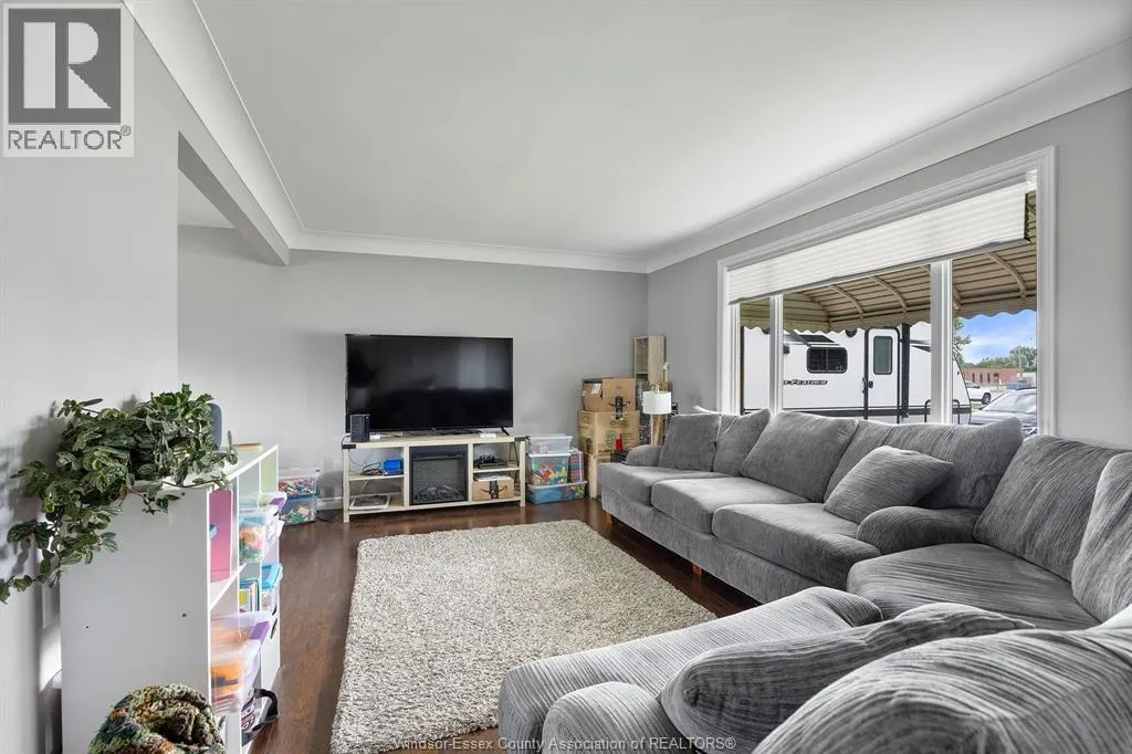 399 ST. PETER STREET