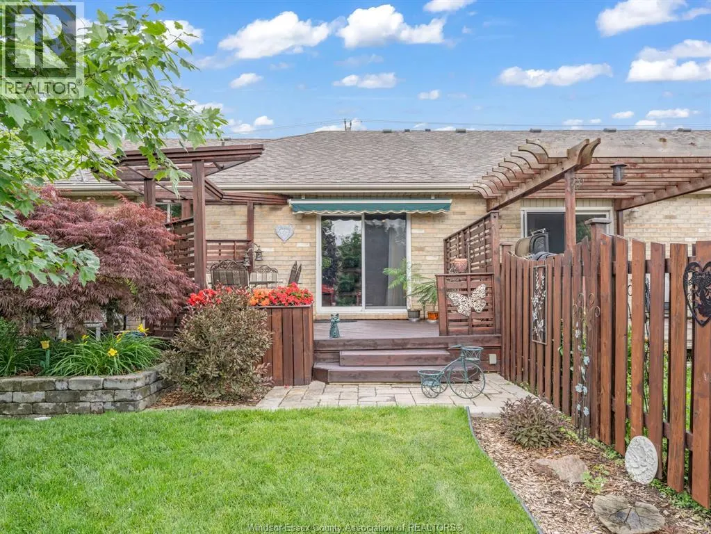 74 GOSFIELD TOWNLINE West