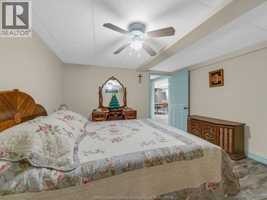 74 GOSFIELD TOWNLINE West
