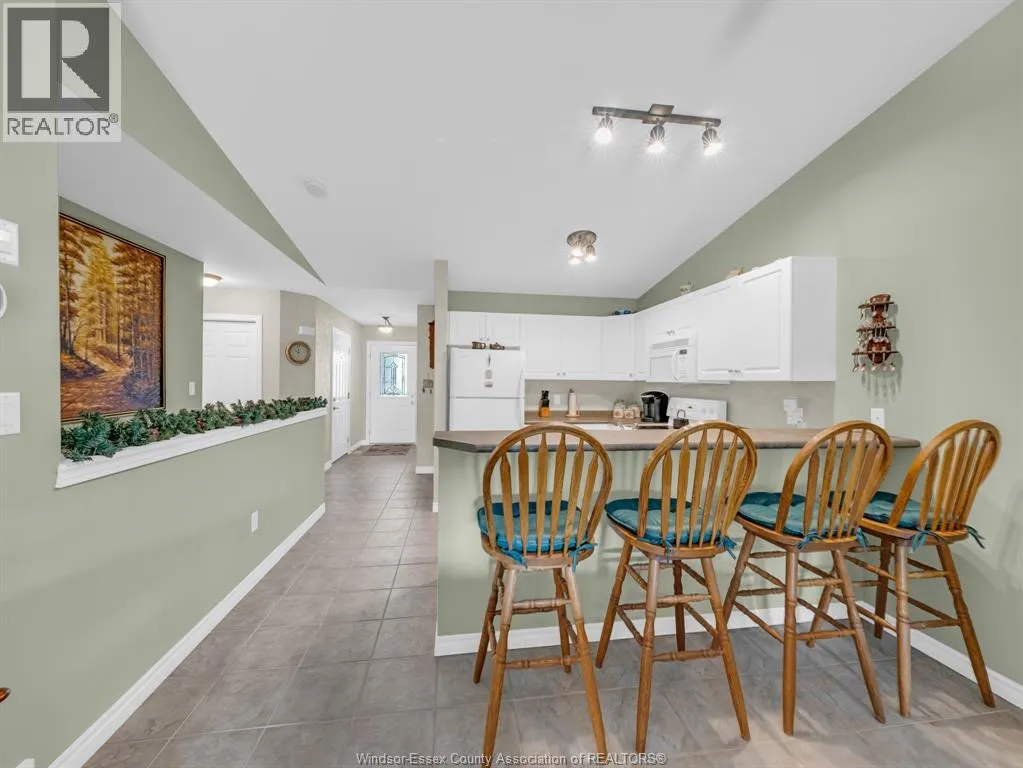 74 GOSFIELD TOWNLINE West