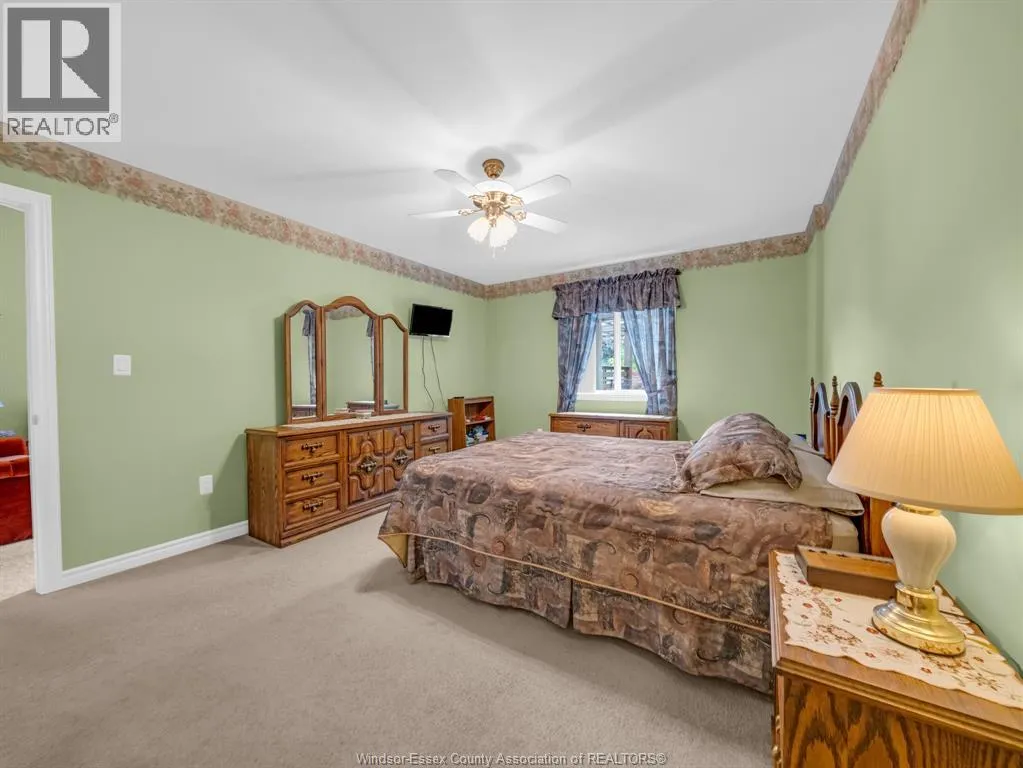 74 GOSFIELD TOWNLINE West