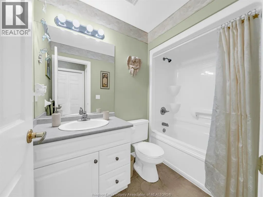 74 GOSFIELD TOWNLINE West