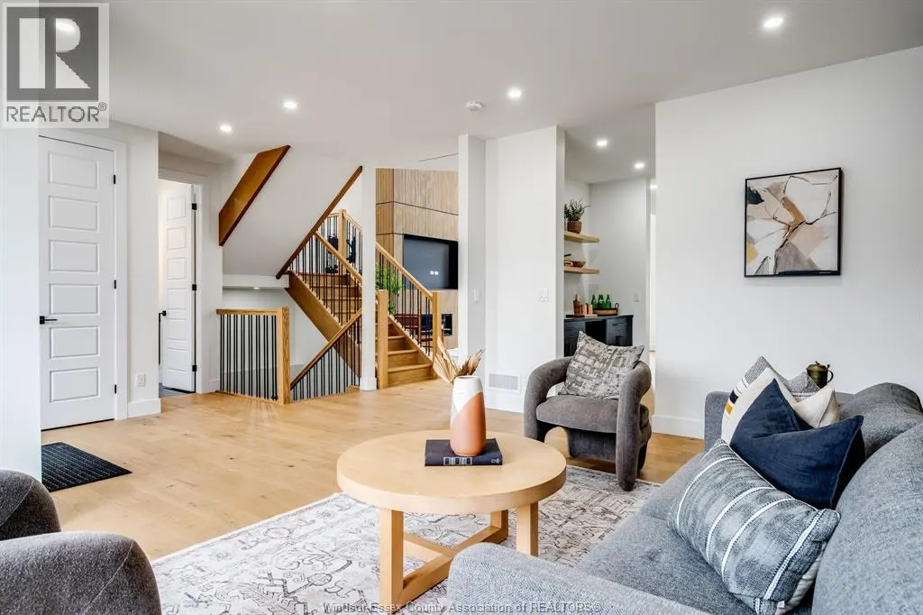 225 Cowan COURT