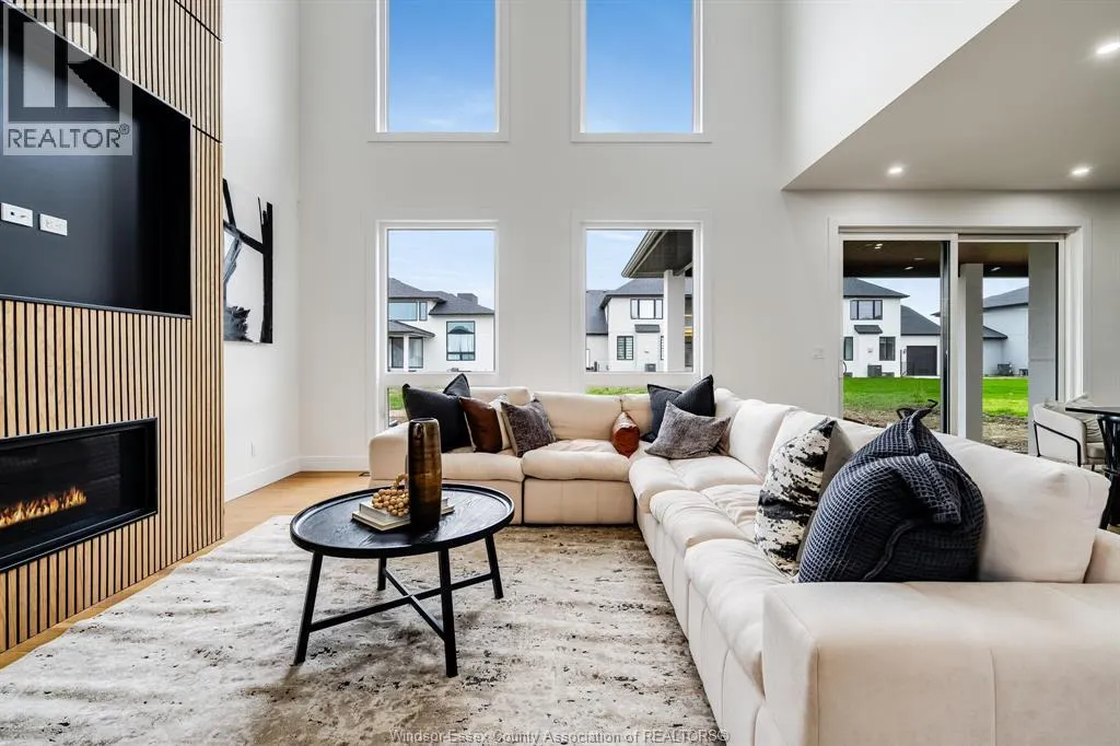225 Cowan COURT