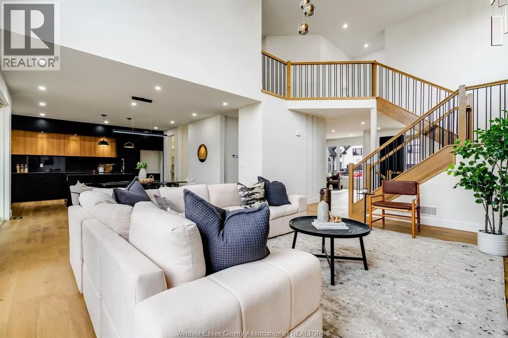 225 Cowan COURT