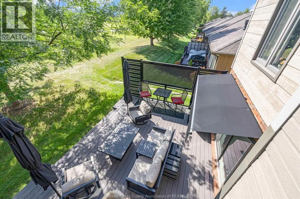 62 Fairway CRESCENT