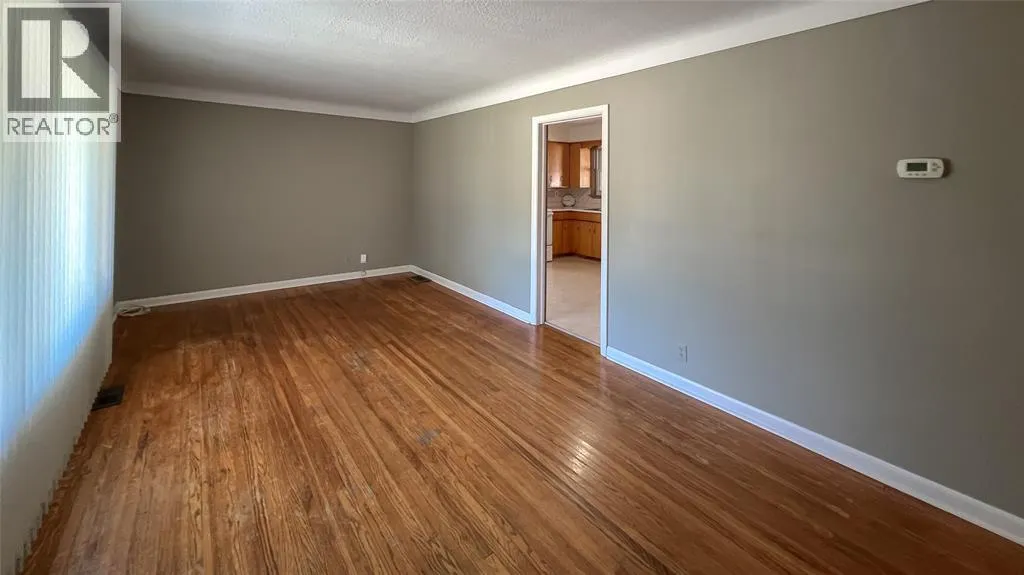 144 GREY CRESCENT