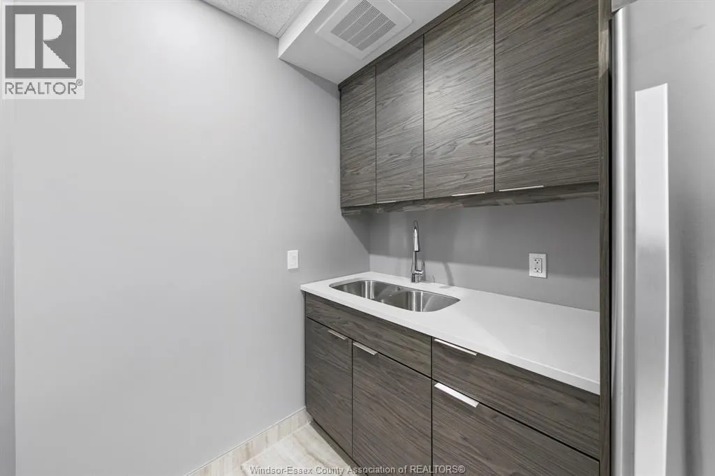 728 BROWNSTONE Unit# 306