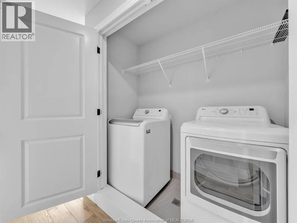 54 REDWOOD