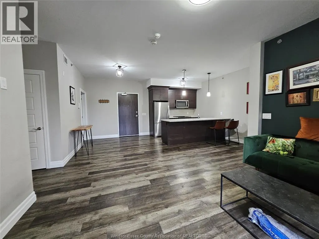 5840 NEWMAN Unit# 208