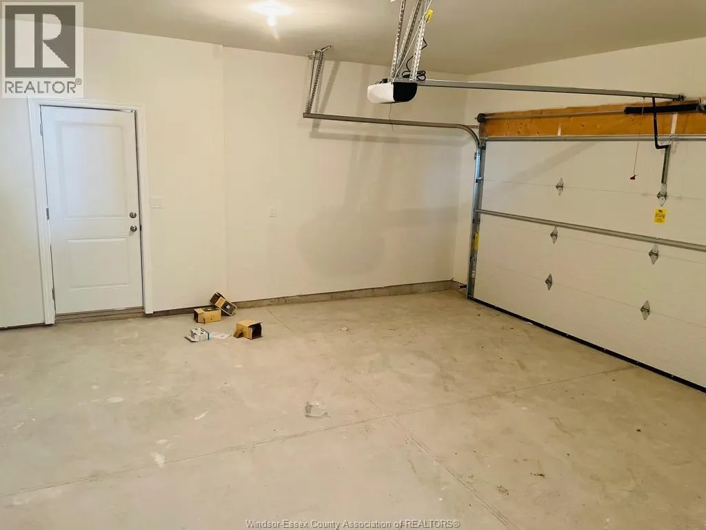 393 MULBERRY LANE