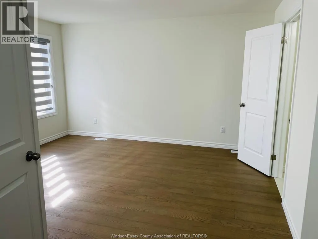 393 MULBERRY LANE