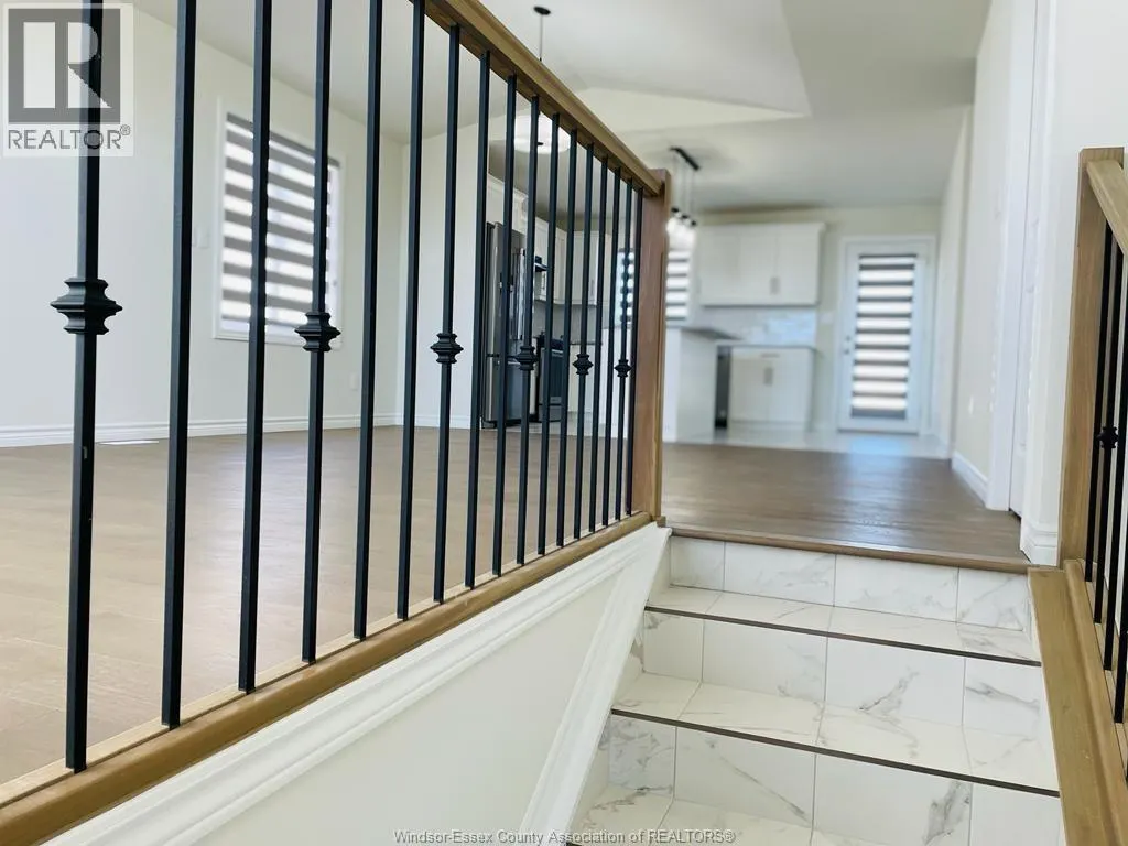393 MULBERRY LANE