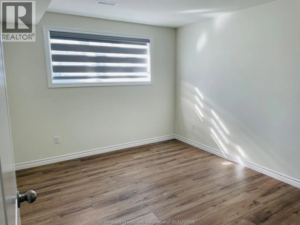 393 MULBERRY LANE