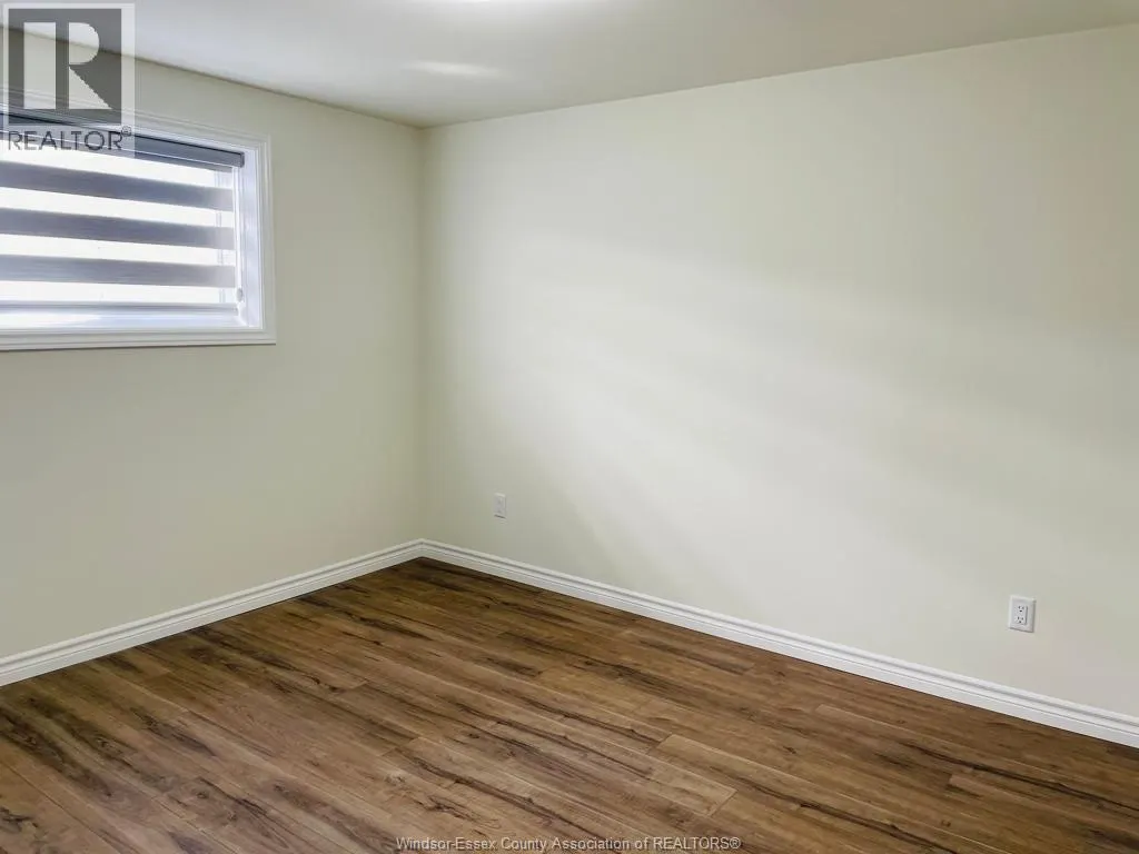393 MULBERRY LANE