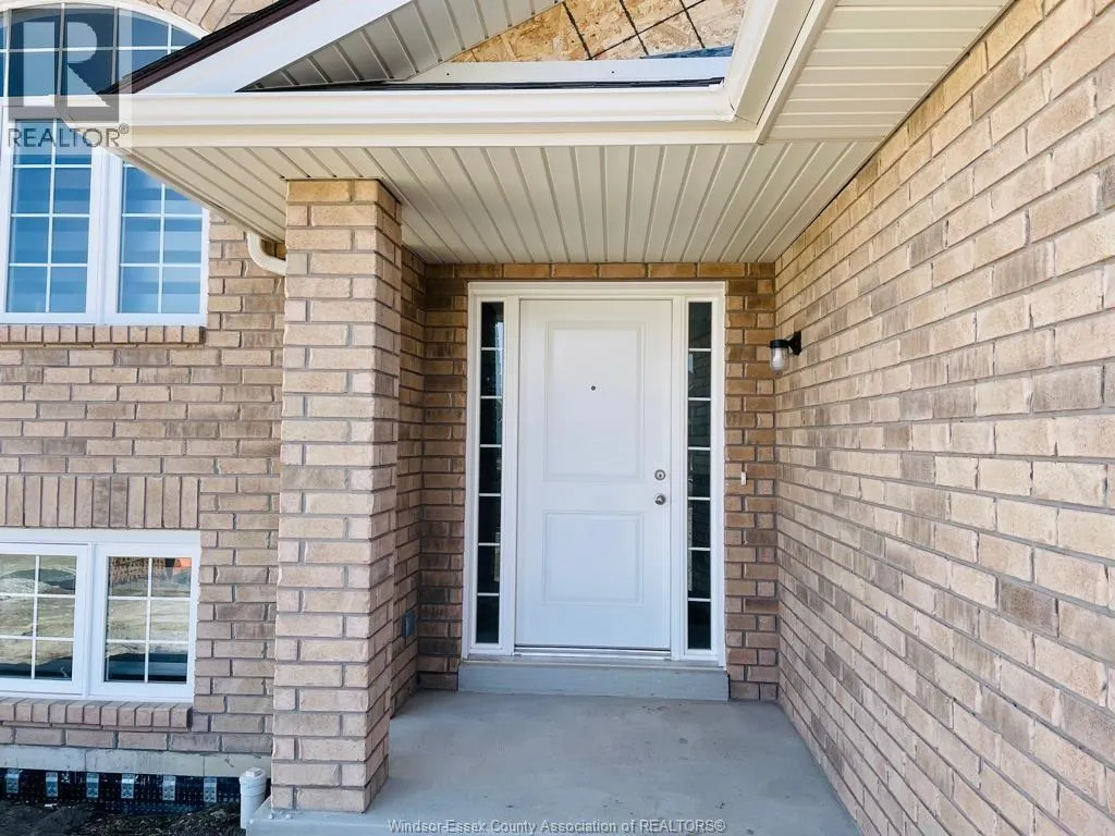 393 MULBERRY LANE