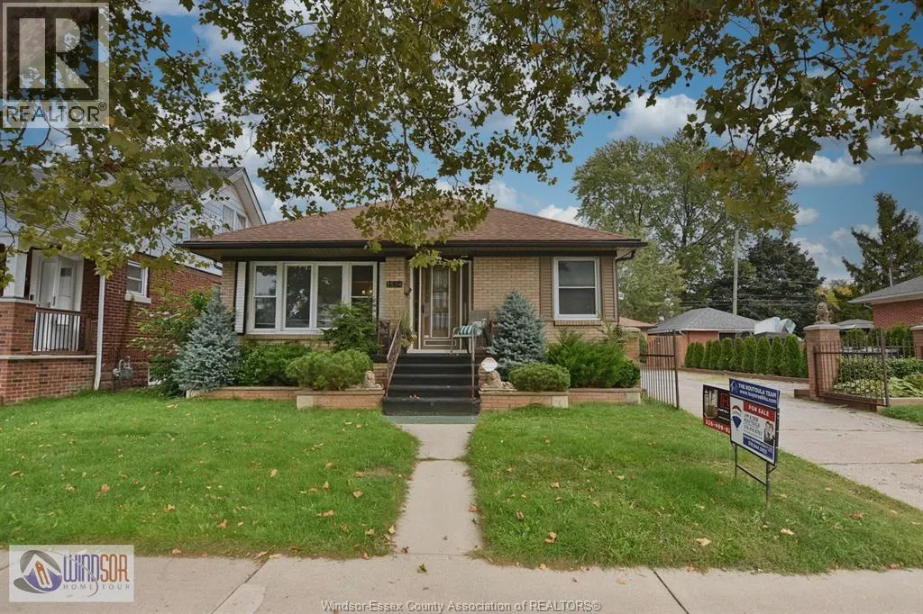 1534 PILLETTE ROAD