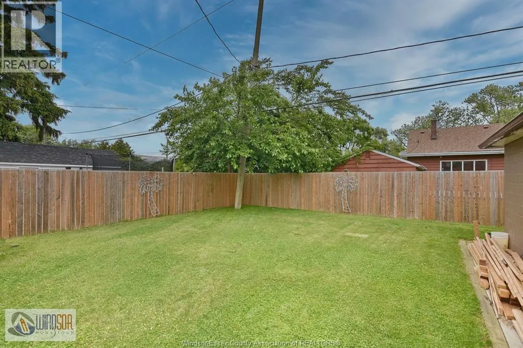 1534 PILLETTE ROAD