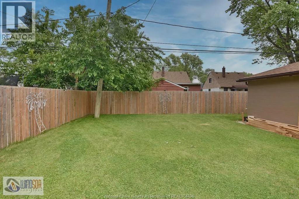 1534 PILLETTE ROAD