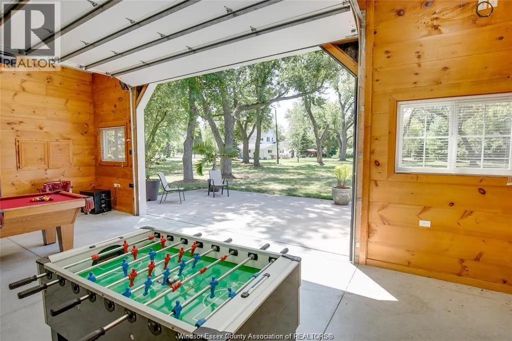 6239 HOLDEN ROAD