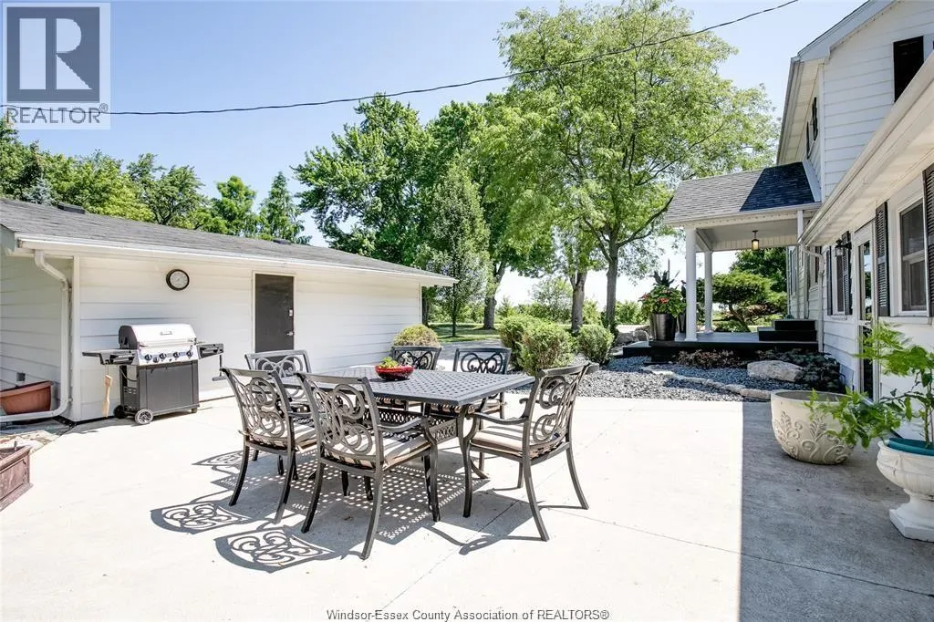 6239 HOLDEN ROAD