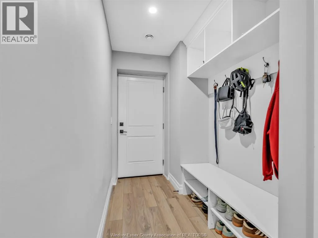 54 REDWOOD Unit# A,B