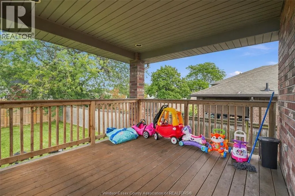 1364 MATTHEW CRESCENT