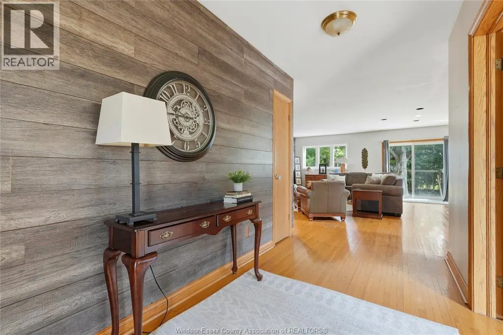 2574 BUCKINGHAM
