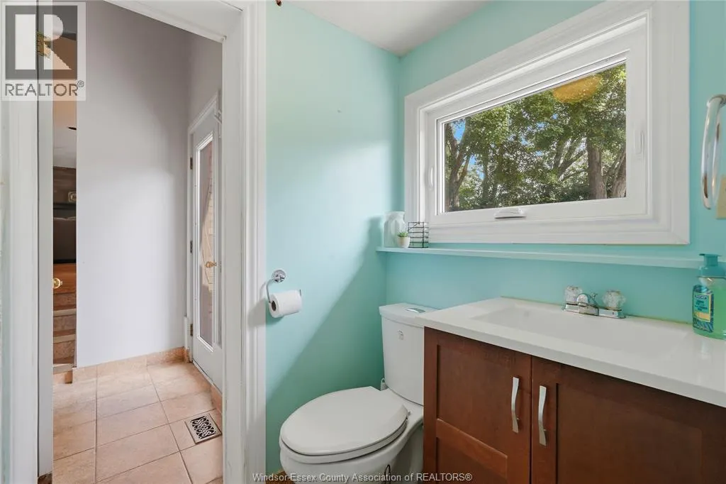 2574 BUCKINGHAM