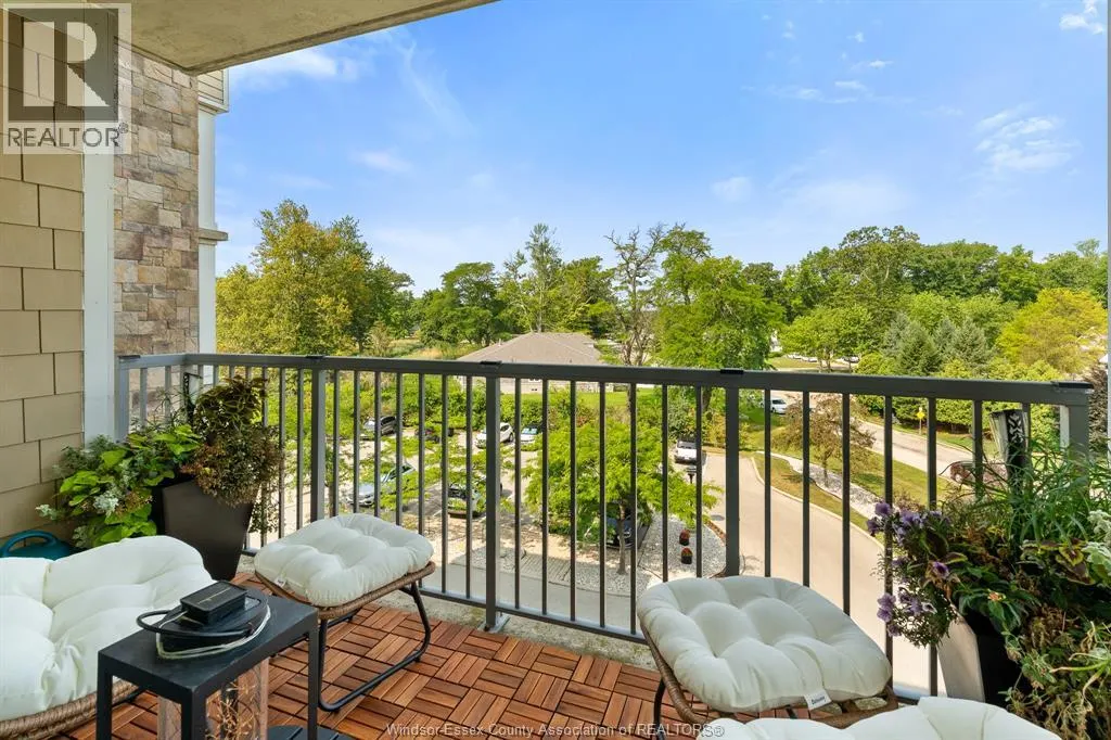 34 Boblo Island BOULEVARD Unit# 407