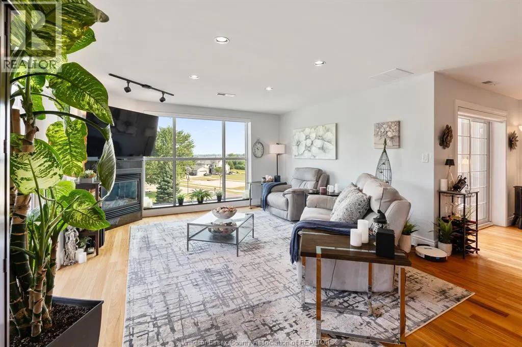 34 Boblo Island BOULEVARD Unit# 407
