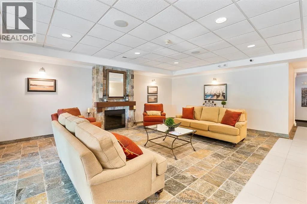 34 Boblo Island BOULEVARD Unit# 407