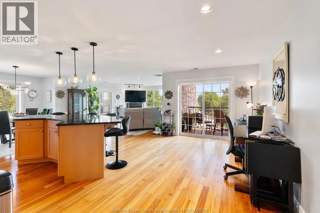 34 Boblo Island BOULEVARD Unit# 407